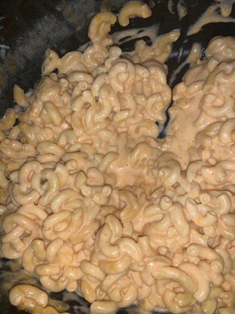 Slow Cooker Triple Cheesy Mac And Cheese