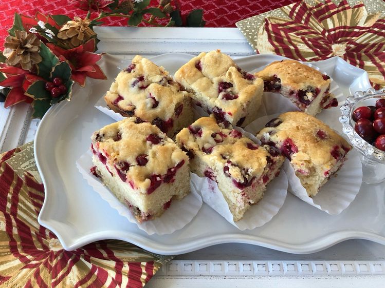 CRANBERRY BREAKFAST CAKE