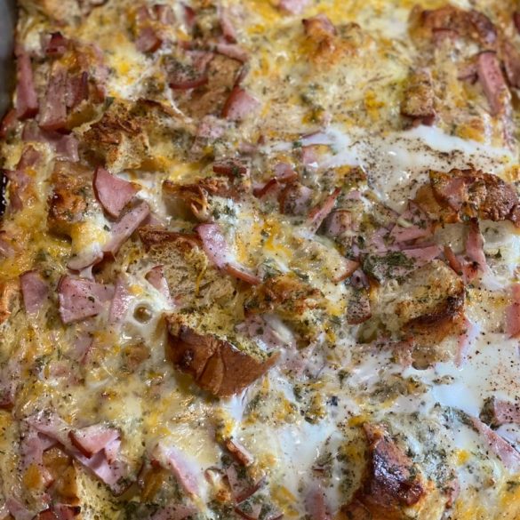 Wake Up to a Delicious Breakfast with Ham and Cheese Strata! – Kitch Me Now