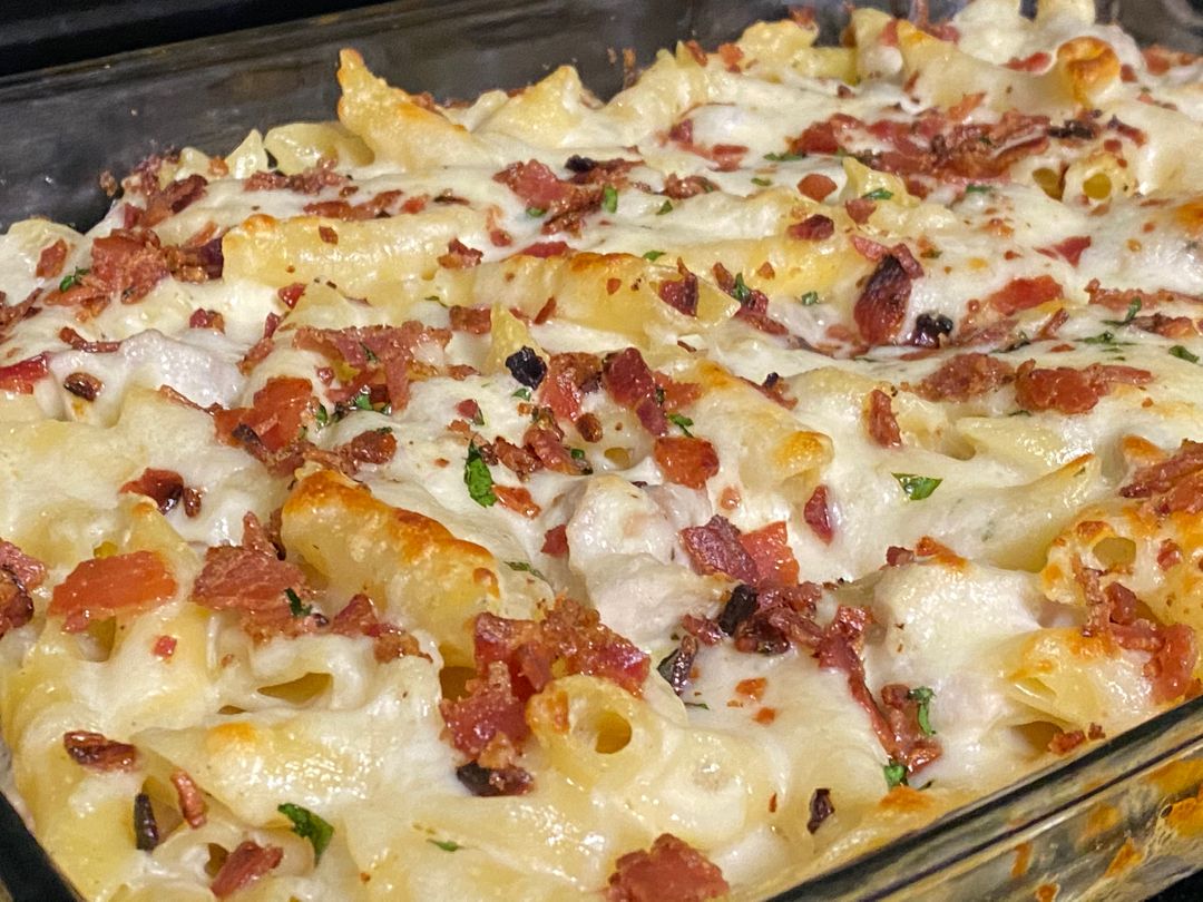 Chicken Ranch Pasta Bake: A Cheesy Delight! – Kitch Me Now