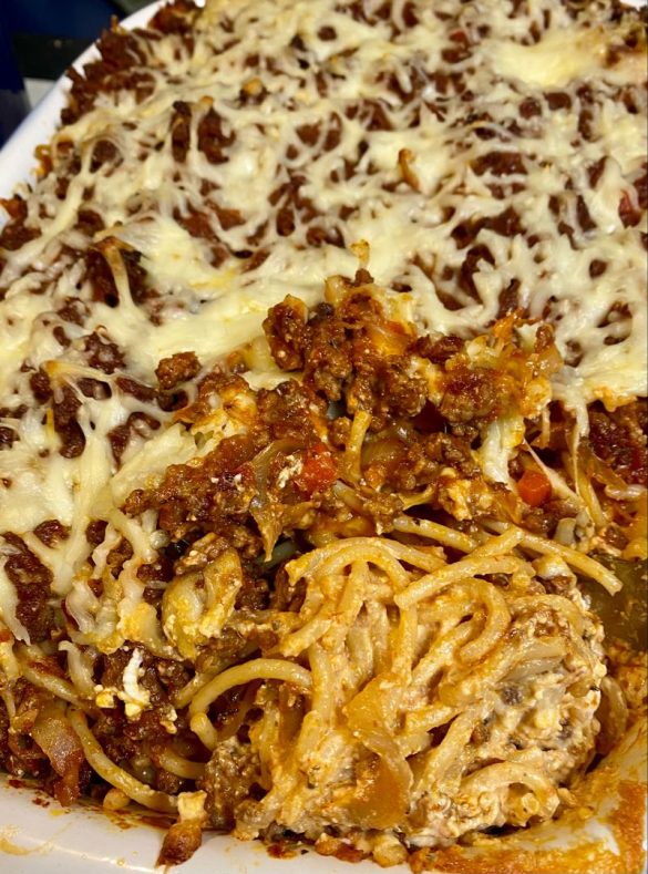 Million Dollar Spaghetti – A Cheesy Delight Worth Every Penny! – Kitch ...